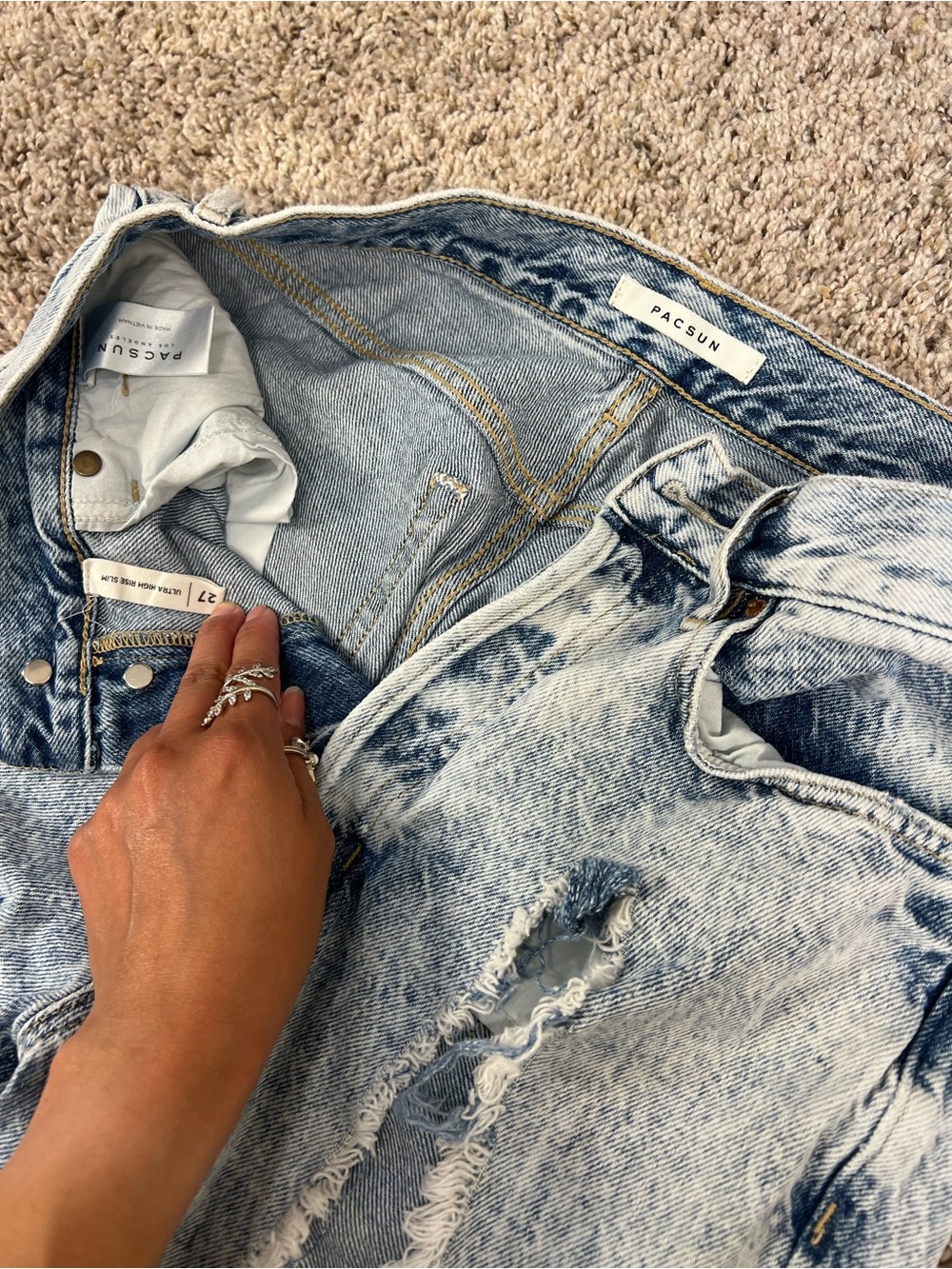 PacSun Acid Wash Distressed High Rise Jeans Ankle Length Women's 27 Button fly - Picture 3 of 7